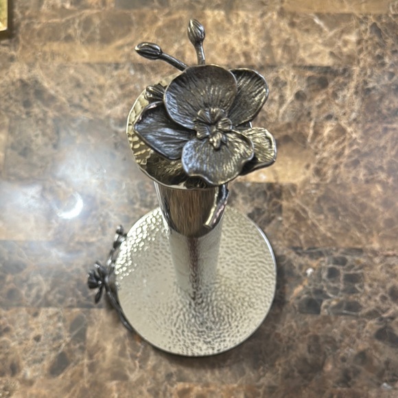 Michael Aram Black orchid paper towel holder